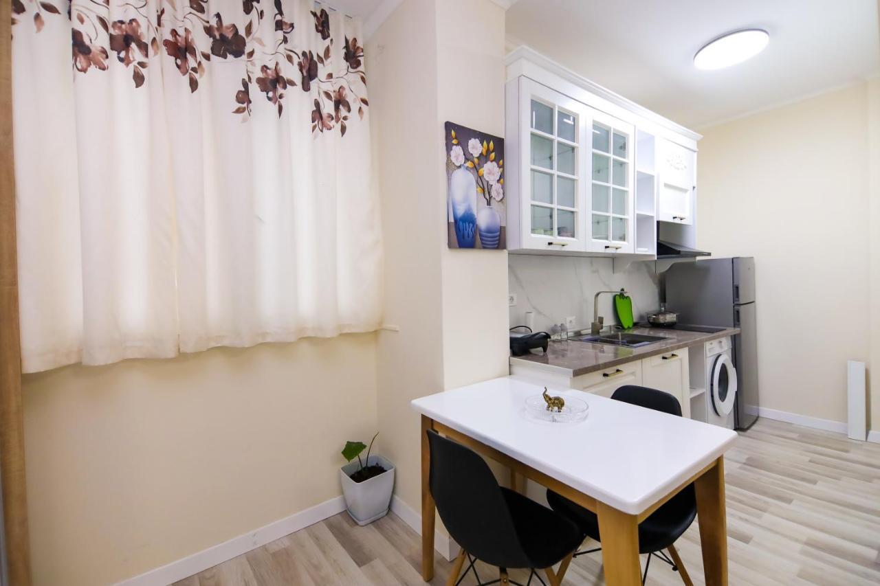 Nazari Apartment 1 Tiran Dış mekan fotoğraf